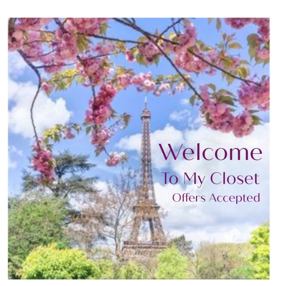 Welcome To My Closet - Picture 1 of 1